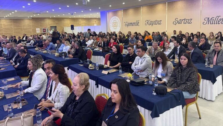 Muğla’da Kritik Zirve: İklim İçin Yerel Çözüm Arayışı Muğla'da Kritik Zirve: İklim İçin Yerel Çözüm Arayışı