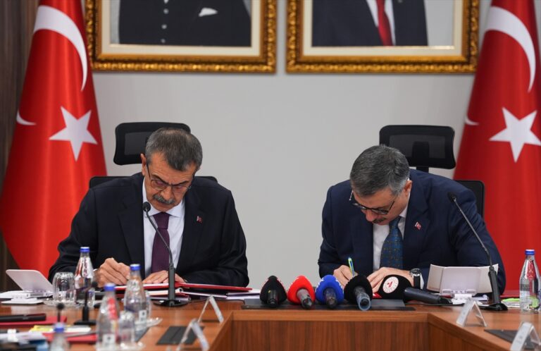 Okullarda Yeni Güvenlik Dönemi: 31 Bin Personel Sahada