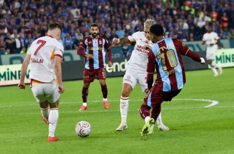 Papara Park'ta Salah Fırtınası: Galatasaray Dağıldı