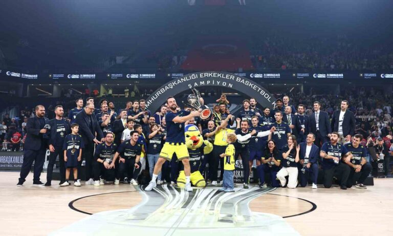 Parkede Fenerbahçe Fırtınası: 9. Kez Şampiyon