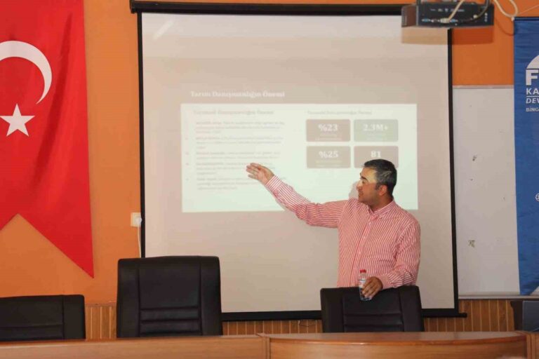 Tarımda Dijital Devrim: Elazığ'da Dev Eğitim Başladı