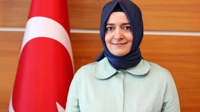 Tip'ten Kaya'nın İstifasına Sert Fon Vurgunu Tepkisi