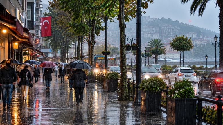 Trabzon Dahil 20 İlde Şiddetli Yağış Alarmı