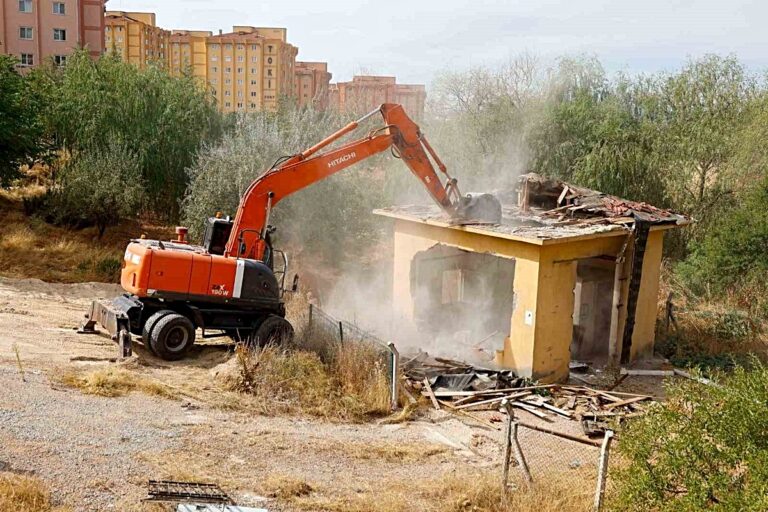 Uşak'ta Dev Altyapı Yatırımı: 20 Bin Kişilik Yeni Tesis Açıldı