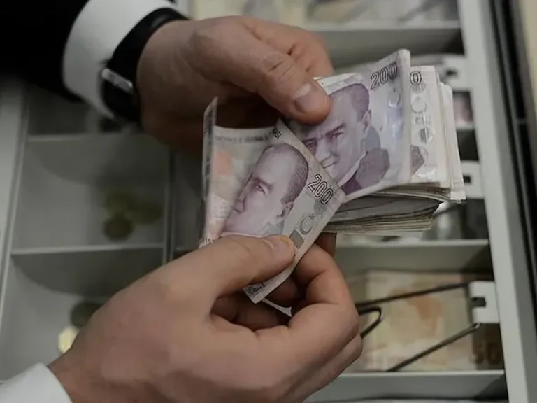 Yanıltıcı Reklamlarda Oynayan Ünlülere Ağır Ceza Yanıltıcı Reklamlarda Oynayan Ünlülere Ağır Ceza