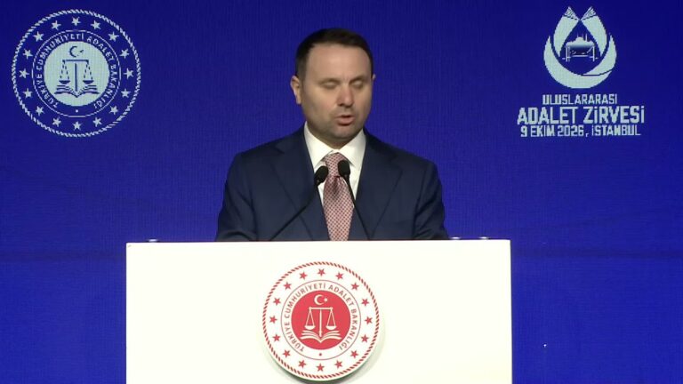 Adalet Güçlülerin Lütfu Değil Doğuştan Gelen Hak Adalet Güçlülerin Lütfu Değil Doğuştan Gelen Hak