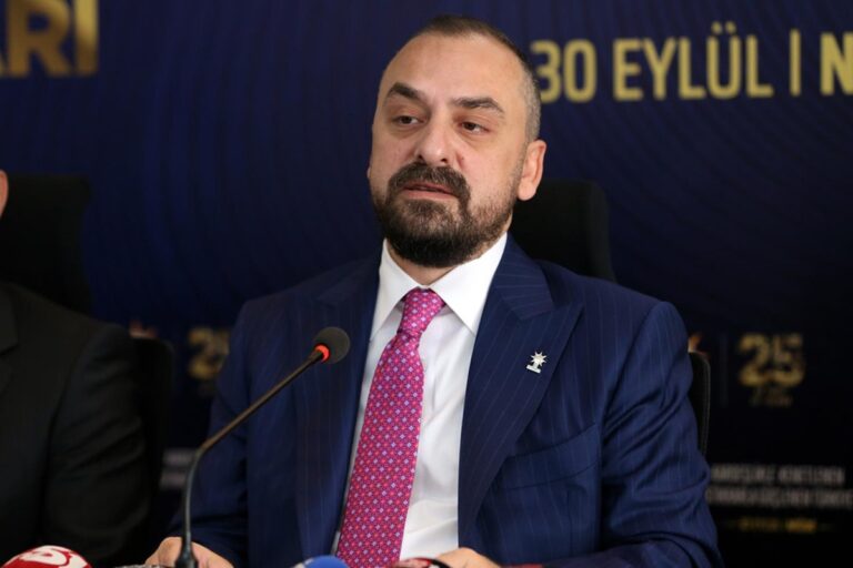 Ak Parti'den Bakan Göktaş Hakkındaki İddialara Yanıt