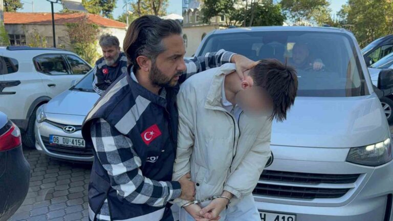Atakum’da Narkotik Baskını: Genç Şüpheli Tutuklandı Atakum'da Narkotik Baskını: Genç Şüpheli Tutuklandı
