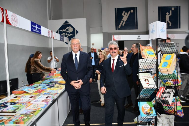 Çerkezköy'de Dev Kitap Buluşması: 20 Bin Çocuk Hedefleniyor