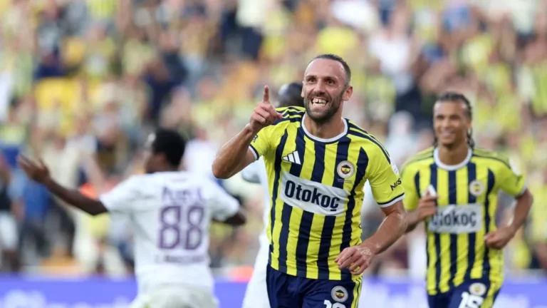 Fenerbahçe Gol Krallığında Zirveyi Bırakmıyor