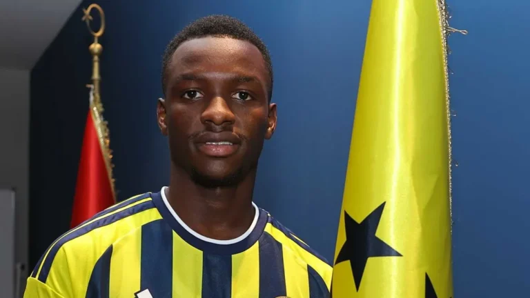Fenerbahçe'nin Genç Yeteneği Diouf Tamamen Hazır