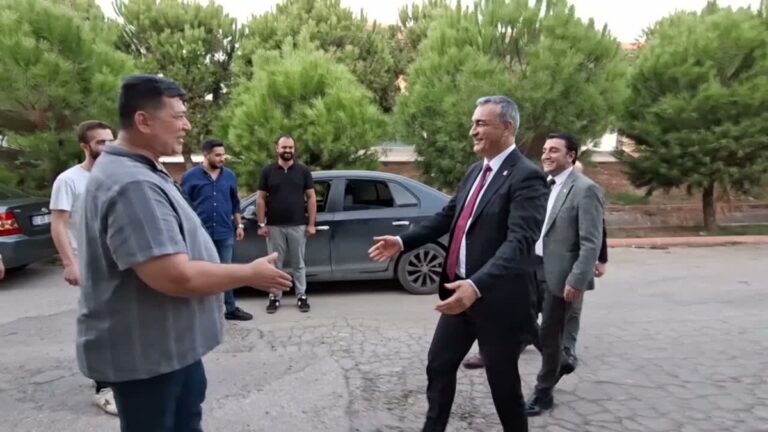 Fıstık Üreticisinden Mazot İsyanı: Zararına Satış Fıstık Üreticisinden Mazot İsyanı: Zararına Satış