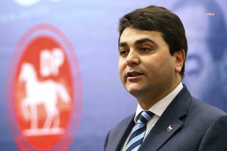 Gültekin Uysal'dan Fon Skandalı Çıkışı: Hesap Soramaz
