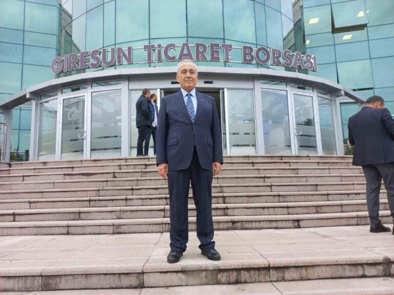 Hamza Bölük Giresun Ticaret Borsası’nda Güven Tazeledi Hamza Bölük Giresun Ticaret Borsası'nda Güven Tazeledi