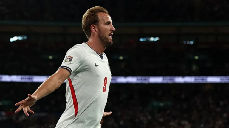 Kane'den Rekorlu Duble: İngiltere Çekya'yı Dağıttı