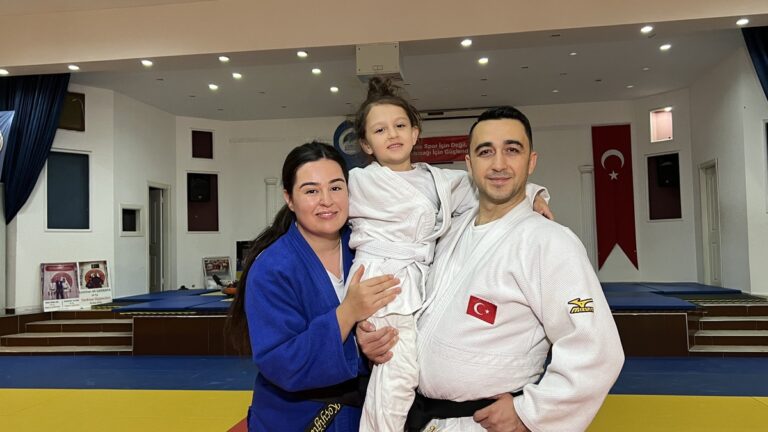 Küçük Miray Örnek Oldu Ailesi Mindere İndi