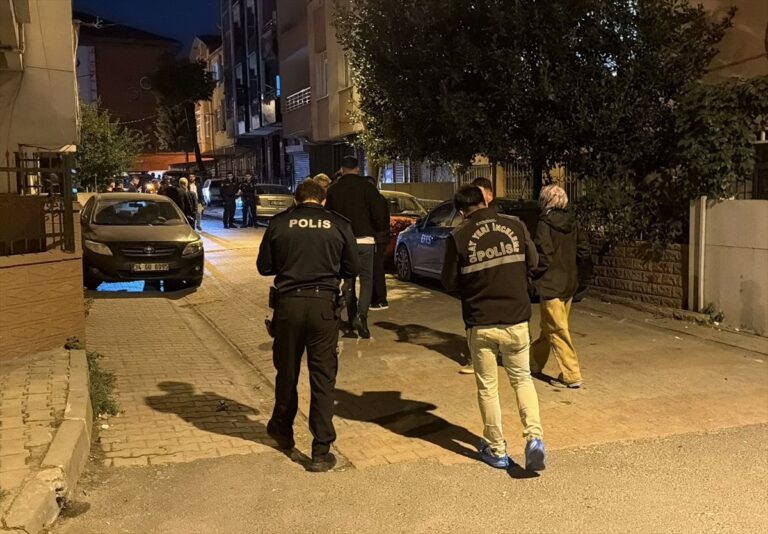 Küçükçekmece'de Kanlı Pusu: İş Yerinde Silahlı Saldırı