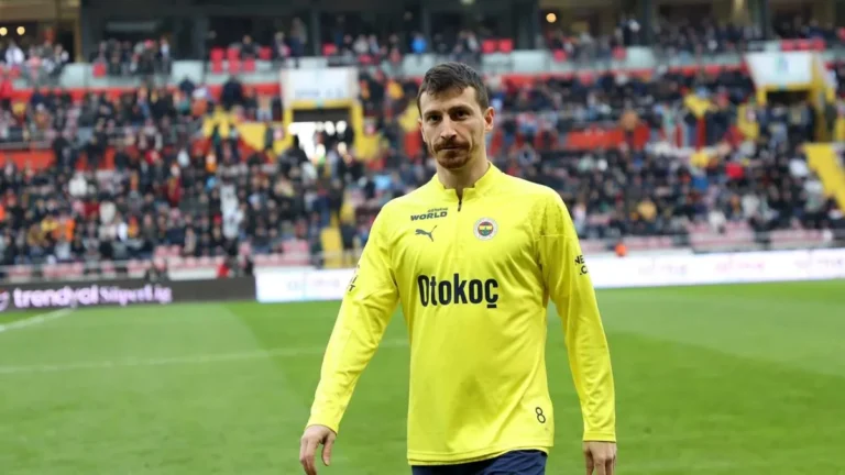 Mert Hakan Yandaş Sahalara Fırtına Gibi Dönüyor