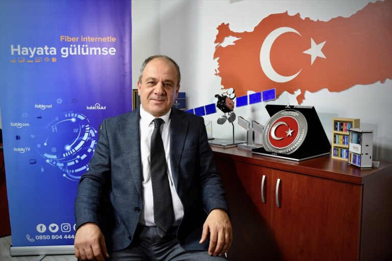 Ölümün Kıyısından Döndüler: 40 Yıllık Esaret Bitti Ölümün Kıyısından Döndüler: 40 Yıllık Esaret Bitti