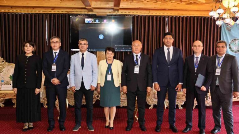 Rektör Oğurlu'dan Finansta Şeffaflık Ve Güven Vurgusu