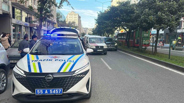 Samsun’da Korkutan Kaza: Motosikletli 2 Kişi Yaralandı Samsun'da Korkutan Kaza: Motosikletli 2 Kişi Yaralandı