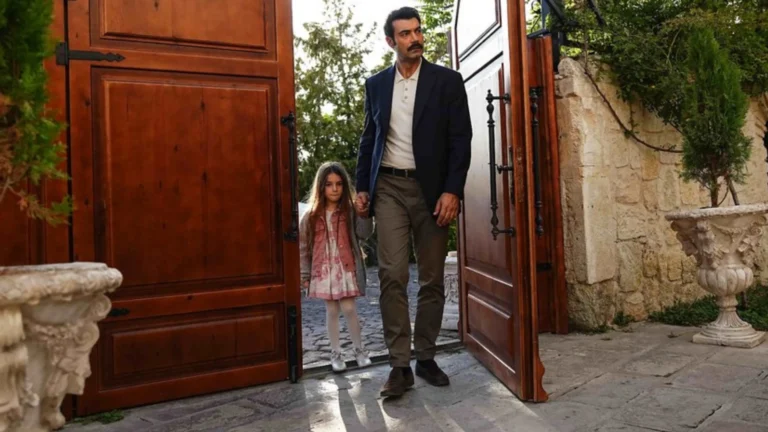 Sevdan Bir Ateş 6. Bölüm Fragmanı Yayınlandı Mı? Mirza Ve Leyla Karşı Karşıya Sevdan Bir Ateş 6. Bölüm Fragmanı Yayınlandı Mı? Mirza Ve Leyla Karşı Karşıya