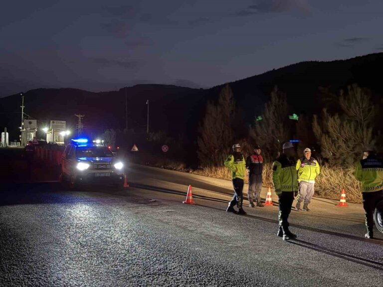 Soma Madeninde Acı Haber: Göçükte 2 İşçi Öldü Soma Madeninde Acı Haber: Göçükte 2 İşçi Öldü