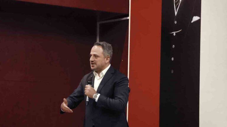 Son Raunt Galası: Felç Riskinden Ringlere Dönüş Son Raunt Galası: Felç Riskinden Ringlere Dönüş