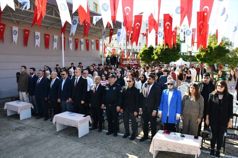 Vezirköprü'de Üniversitelilere Muhteşem Karşılama